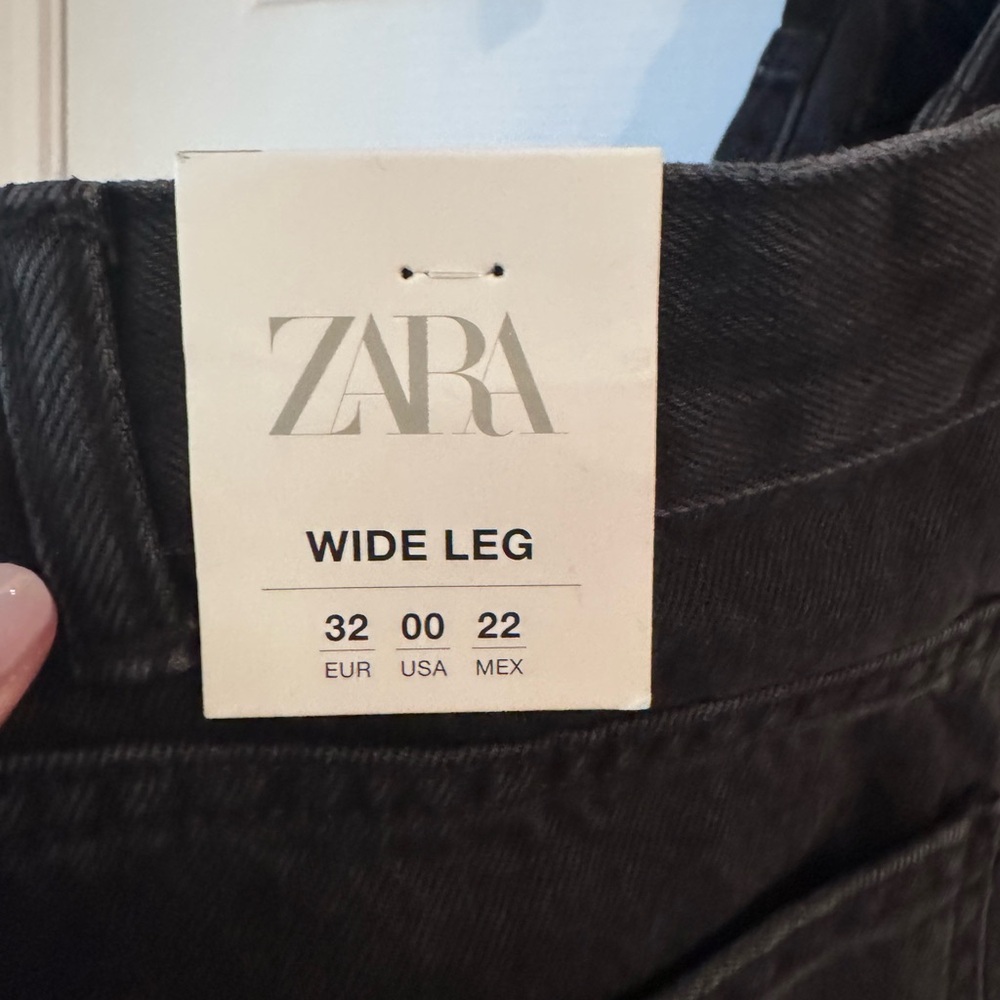Zara Women’s Wide Leg Black Jeans - Picture 6 of 7